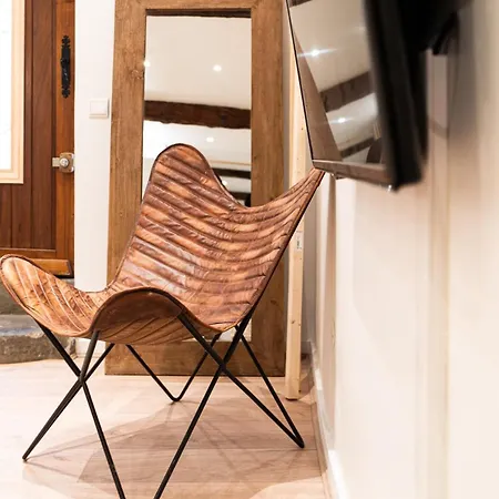 L'adresse Du Choeur - Vieux Apartment
